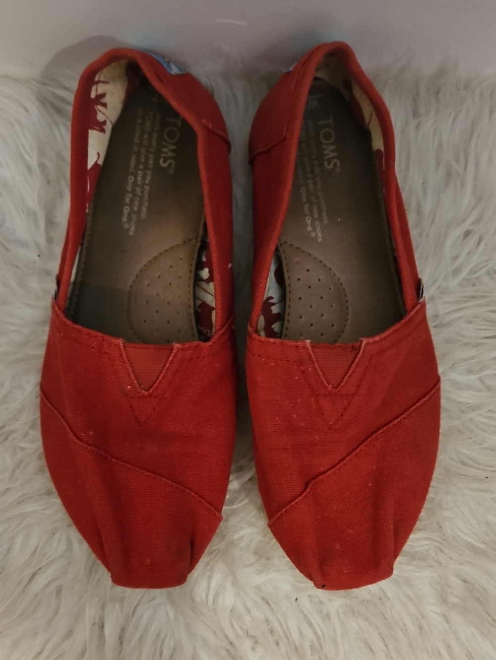 TOMS Classic Alpargata Red Canvas Slip-On Flats Size 7